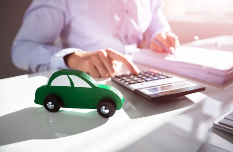 Podatek od kupna samochodu w 2022. Sprawdź, co musisz wiedzieć!