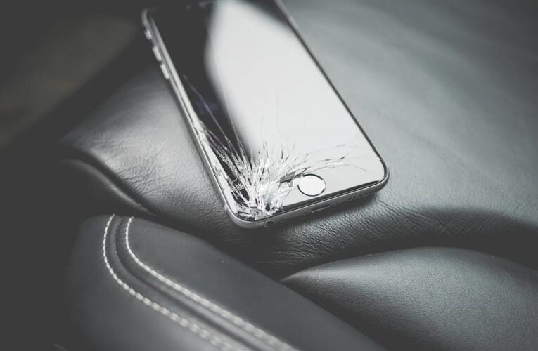 Szybka naprawa uszkodzonego iPhone’a